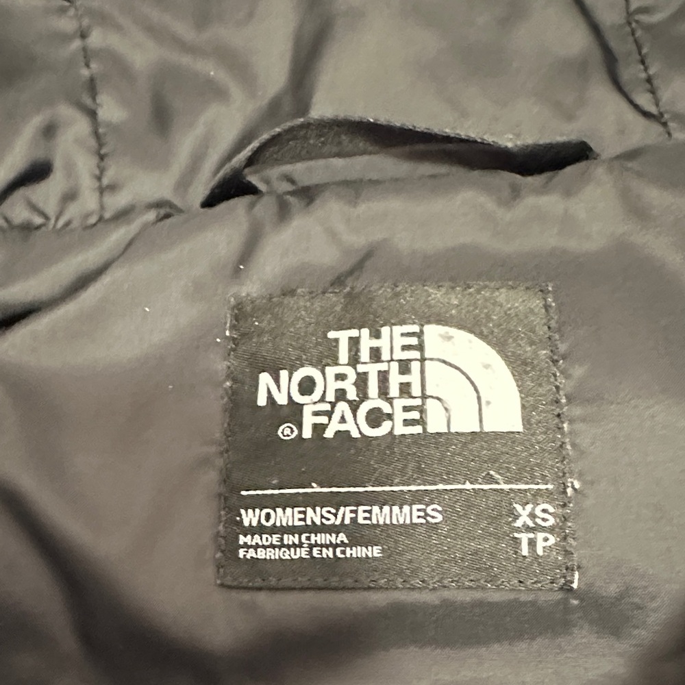 The North Face Women's RARE Blue Down Parka with Hood - Picture 6 of 9